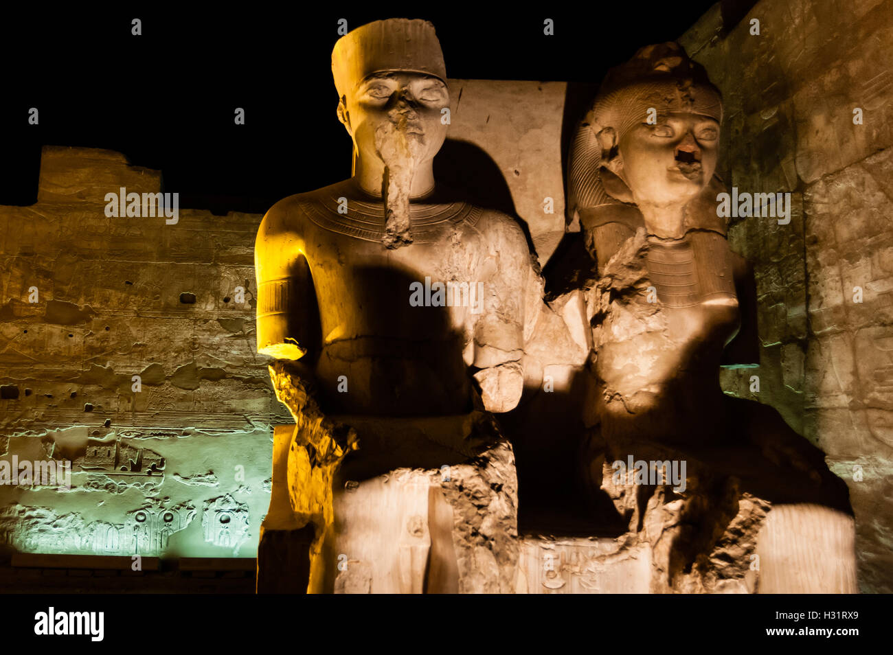 L'Egitto. Tempio di Luxor è un grande complesso templare fondata nel 1400 BC. Foto Stock