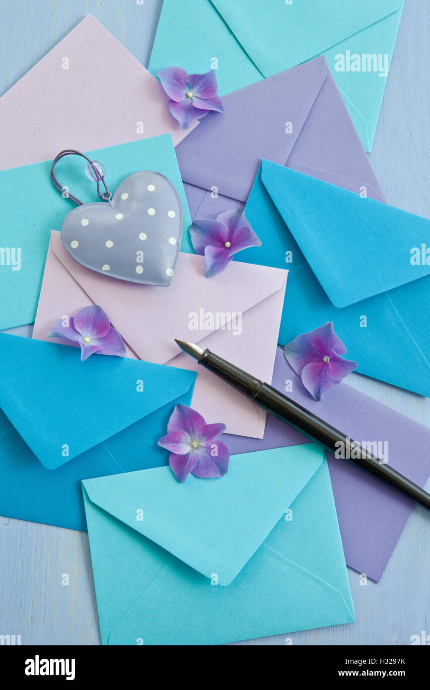 Colorato di buste e lettere Foto Stock