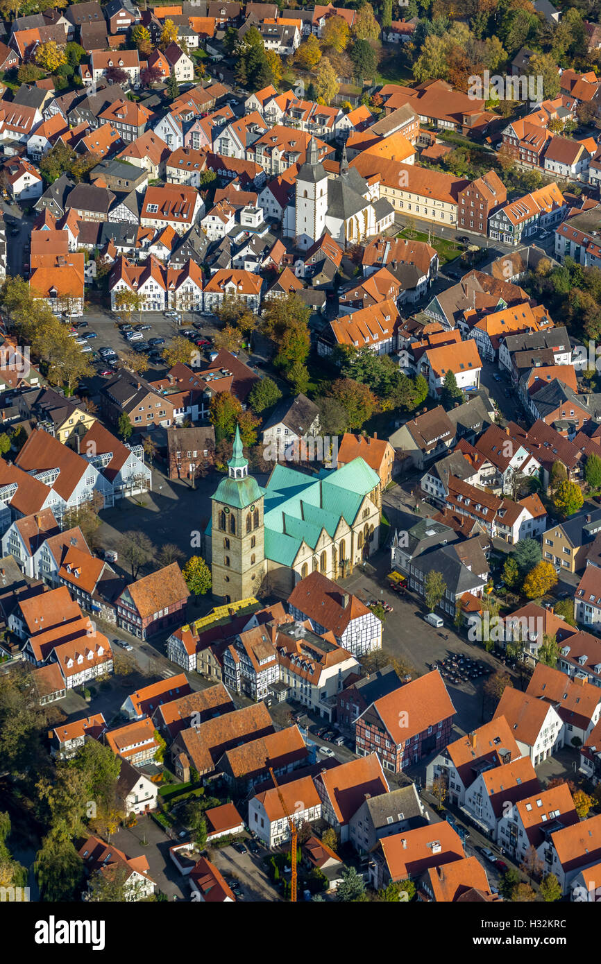Panoramica di Wiedenbrück con St.Egidius chiesa e monastero francescano Wiedenbrück, vista aerea di Rheda-Wiedenbrück, Foto Stock