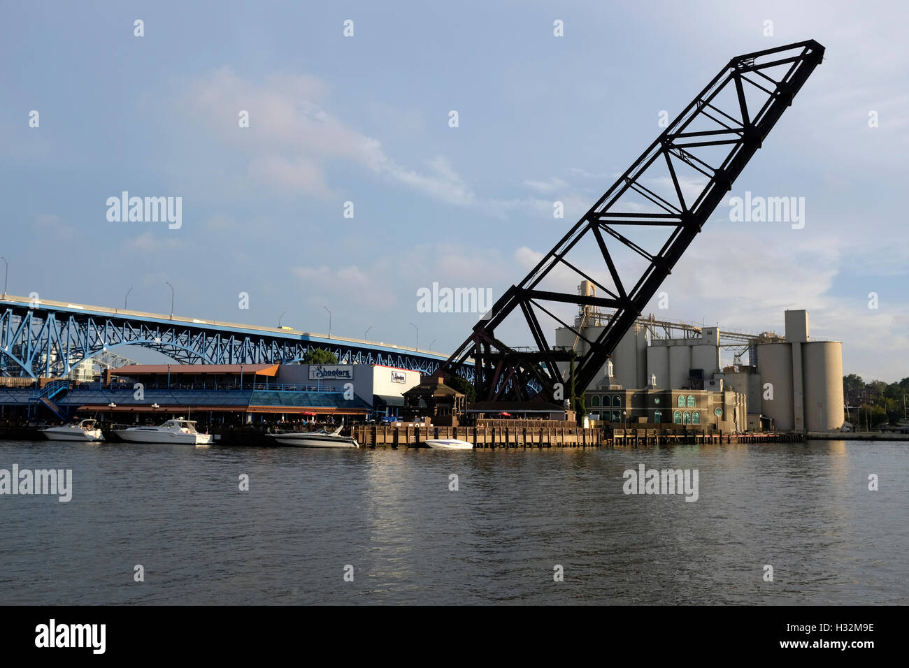 Fiume Cuyahoga e cappelli, Cleveland, Ohio Foto Stock