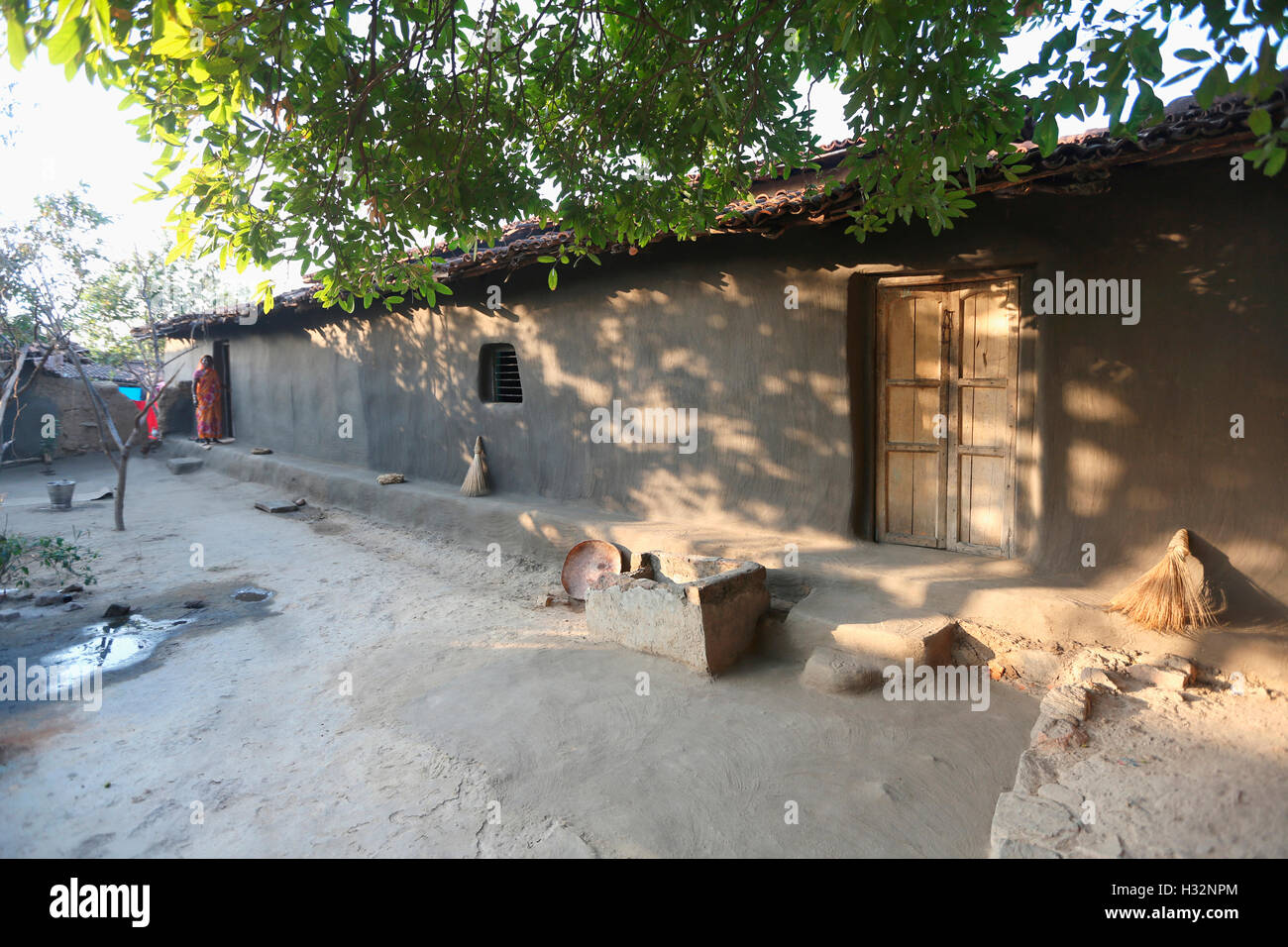Casa di fango, KHARIA tribù, Khadiyapara village, Chattisgarh, India Foto Stock