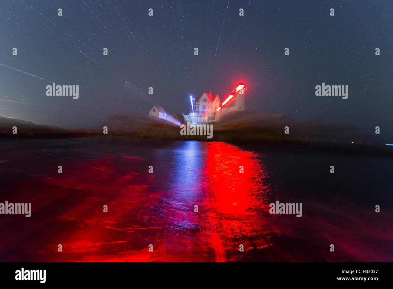 Spettacolare la notte a Nubble Light - Cape Neddick Faro - Sohier Park - York Maine Foto Stock