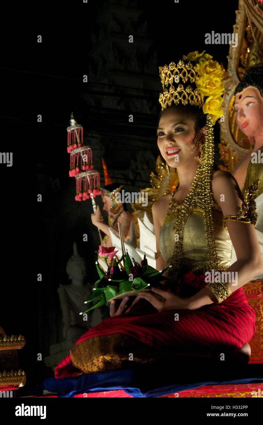 Loy Krathong Parade, Chiang Mai, Thailandia Foto Stock