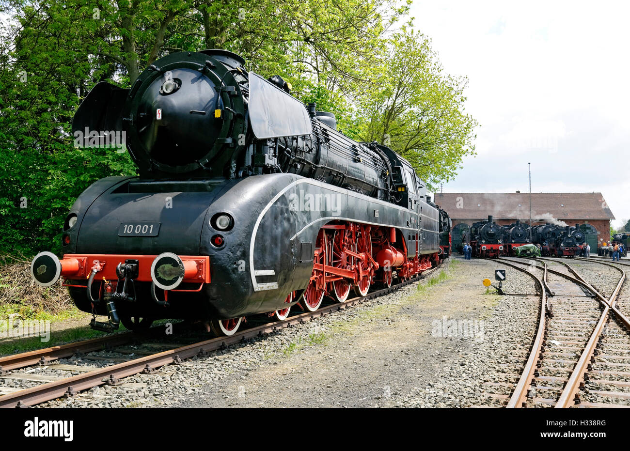 Locomotiva a vapore n. 10 001 presso il tedesco della locomotiva a vapore Museum, Neuenmarkt, Franconia, Bavaria Foto Stock