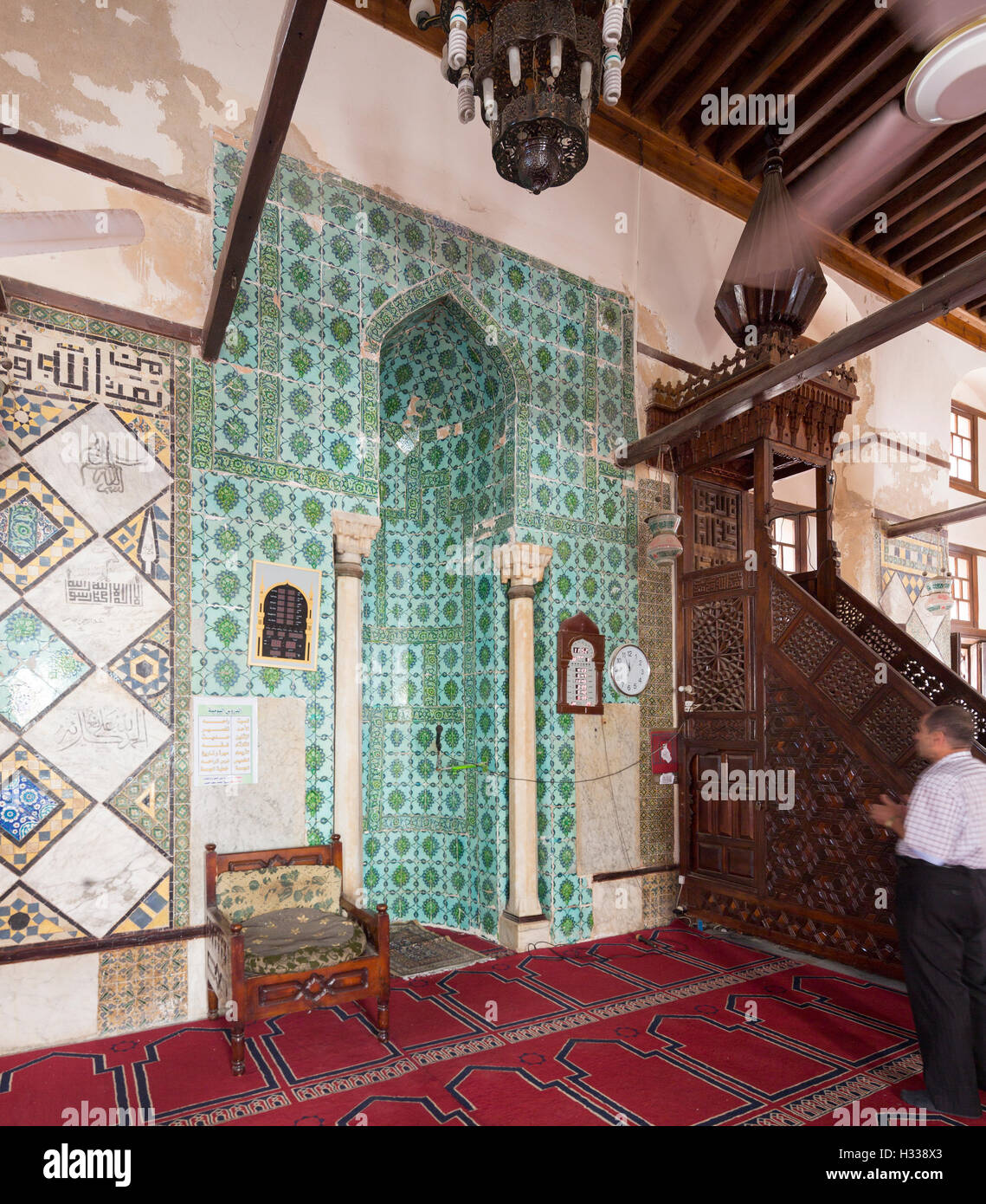 Piastrellate mihrab, Rosetta, la Moschea di Salah Agha Duqmaqsis 1702 Foto Stock