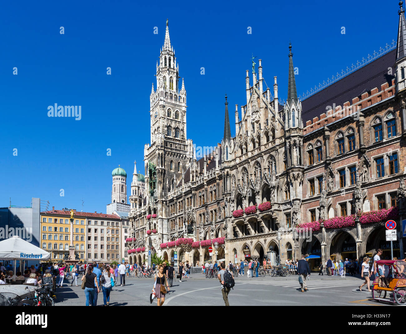 Il Neues Rathaus (Municipio Nuovo), Marienplatz Monaco di Baviera, Germania Foto Stock