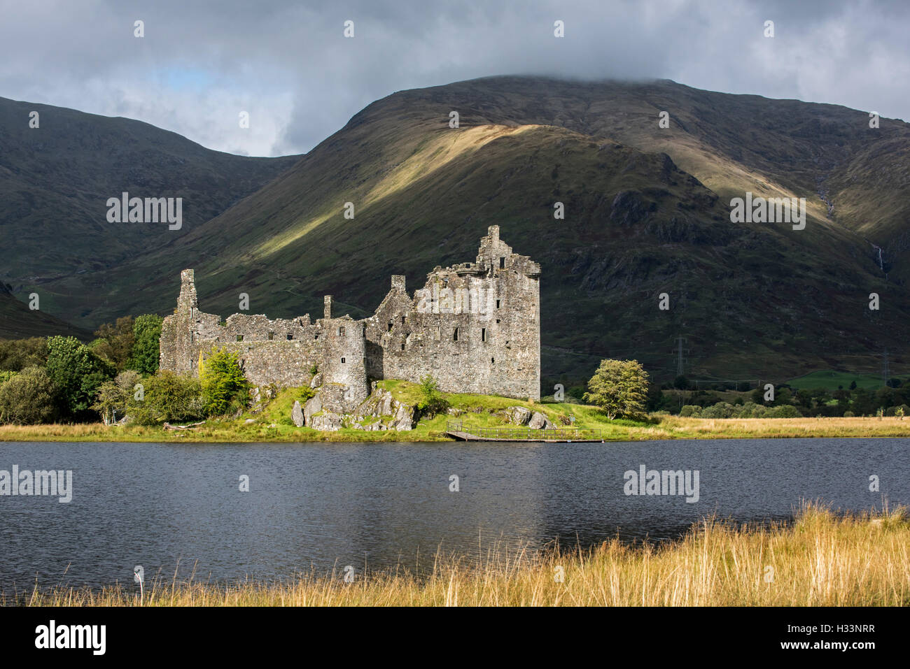 Kilchurn Castle rovina lungo il Loch Awe, Argyll and Bute, Scotland, Regno Unito Foto Stock