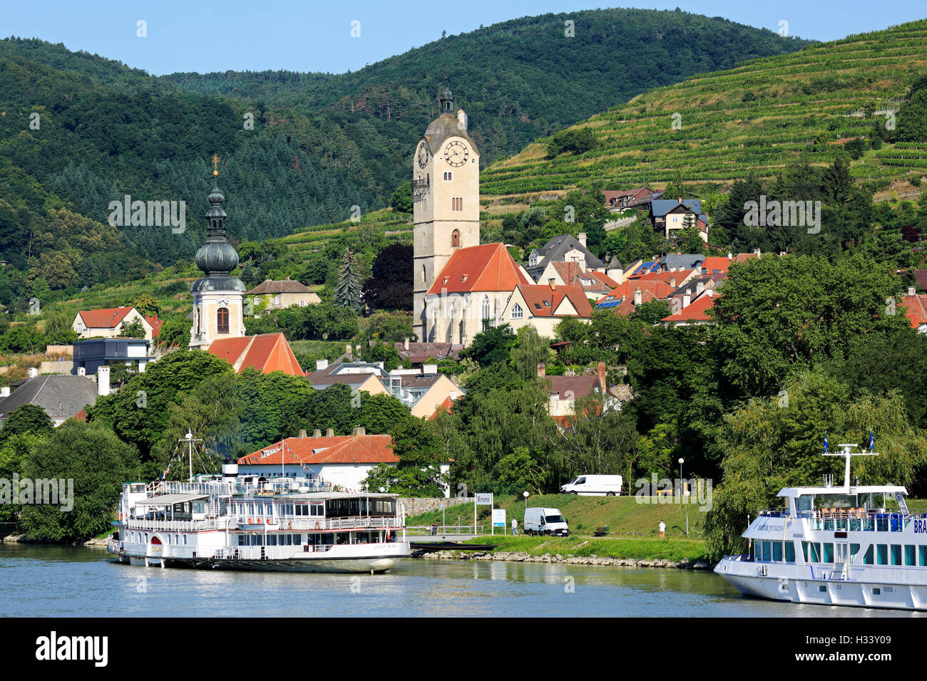 Krems-Stein, Stadtansicht Ortsteil Stein an der Donau, Katholische Pfarrkirche San Nicolò, Frauenbergkirche Mariae assunta, Krems an der Donau, Foto Stock