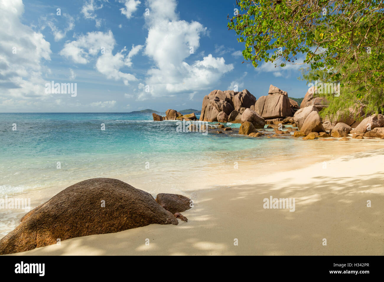 Bella Seychelles spiaggia tropicale Anse Source d Argent al La Digue Island Foto Stock