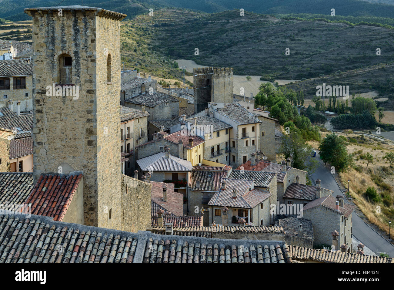 Vista generale della città medievale di Sos del Rey Catolico Foto Stock