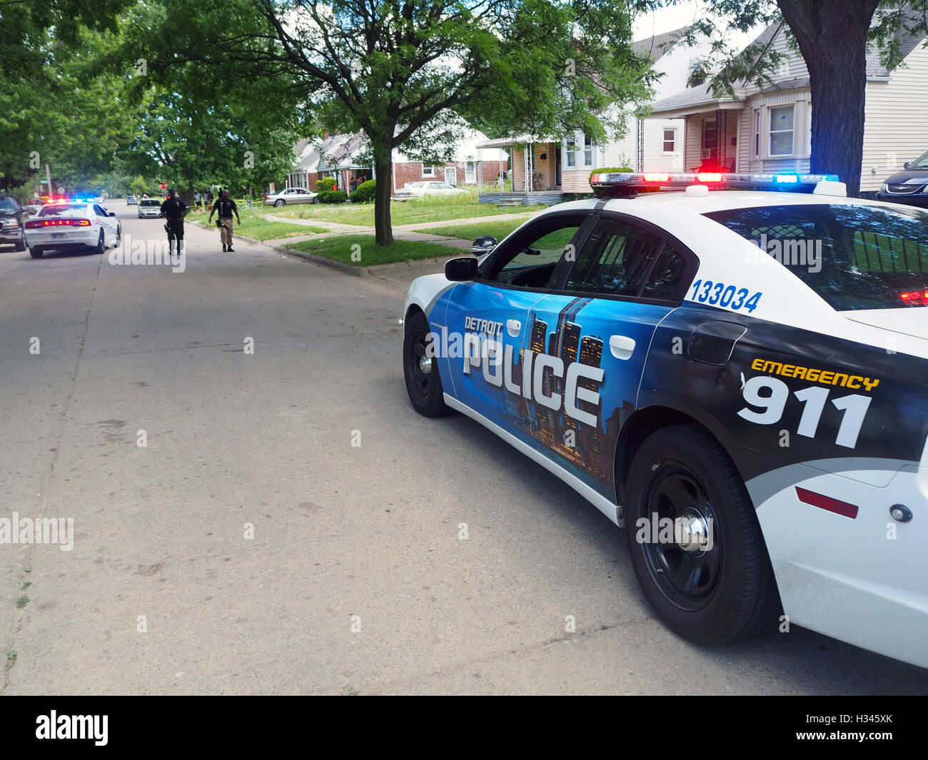 Detroit il dipartimento di polizia sulla scena di un omicidio, Detroit, Michigan, Stati Uniti d'America Foto Stock