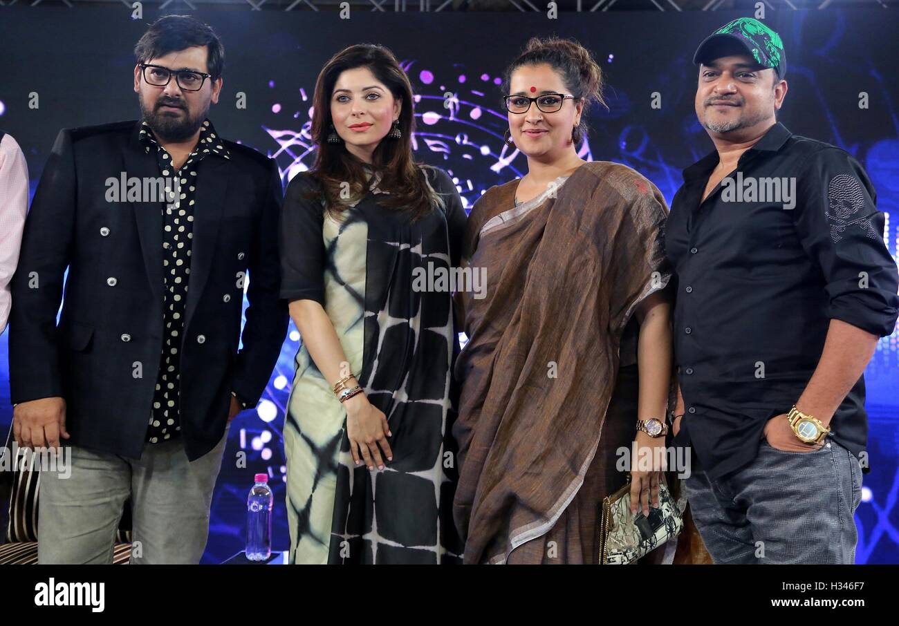 Il compositore indiano di musica Bollywood Wajid Ali , Kanika Kapoor , Kausar Munir , il compositore di musica Sajid Ali , NDTV Youth change event , Nuova Delhi , India , Asia Foto Stock