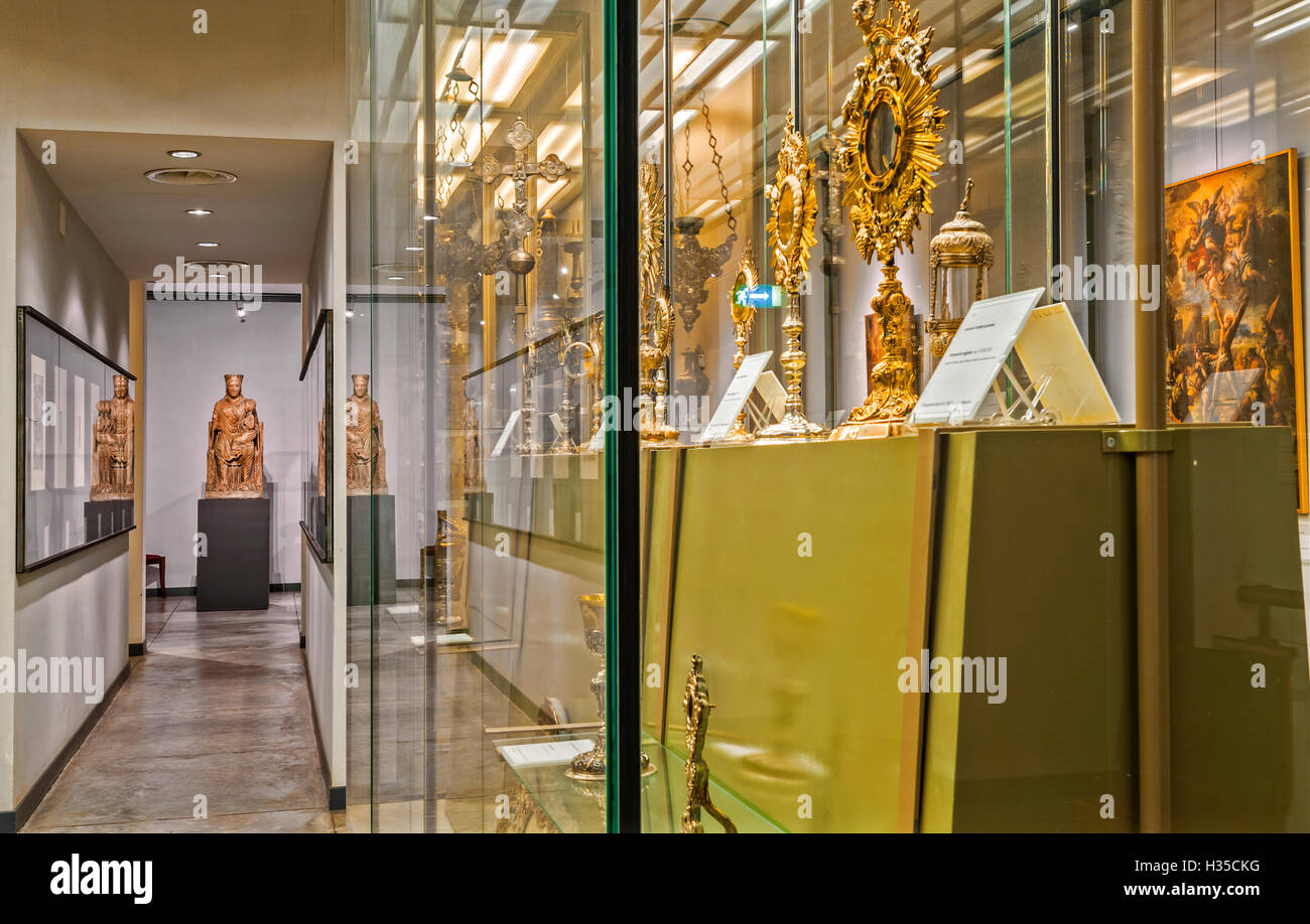 Italia Emilia Romagna Via Franchigena Fidenza - Museo della Cattedrale - Sfondo, Maestà Mariana di Benedetto Antelami Foto Stock