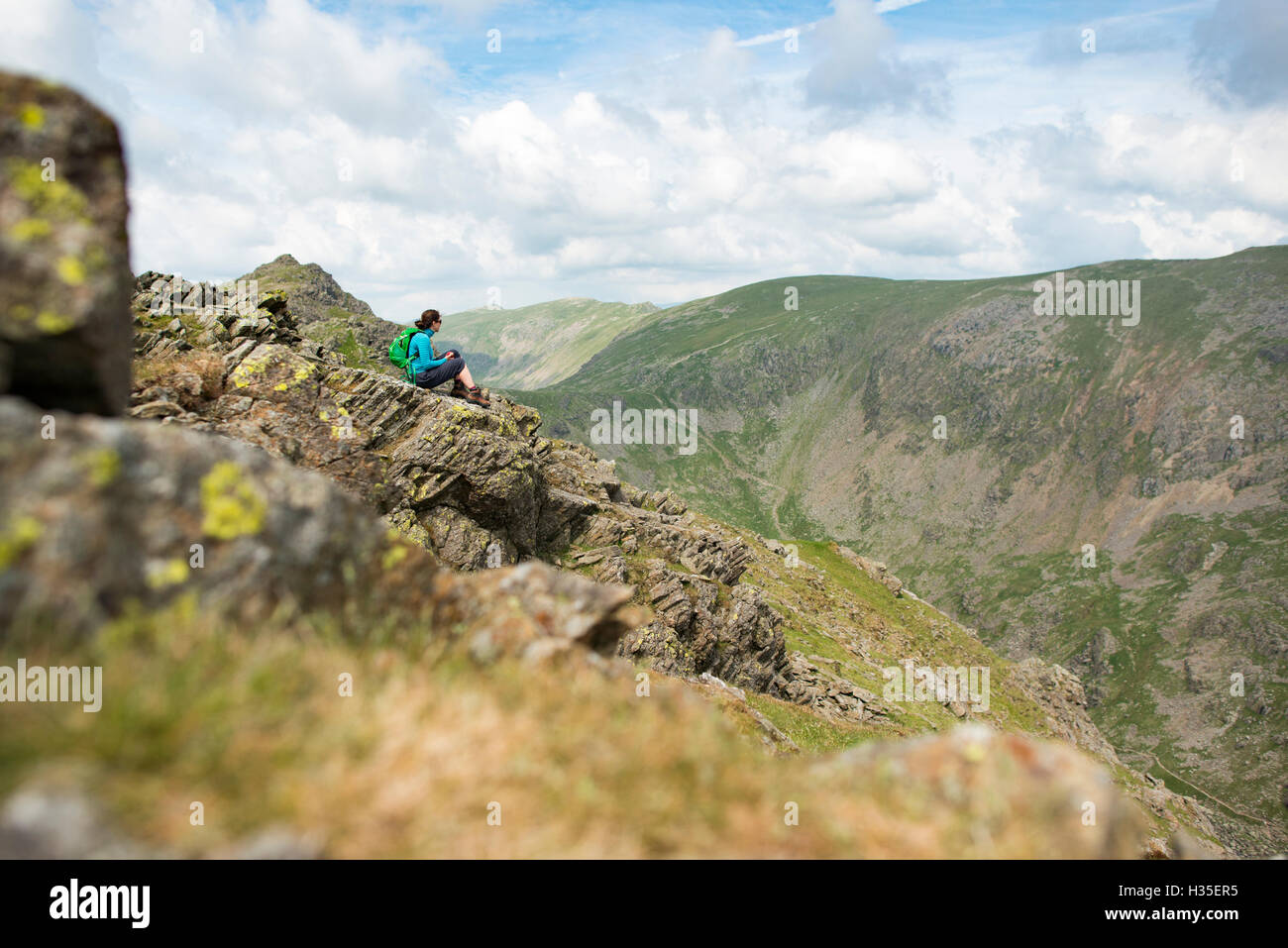 Il sentiero per il vecchio di Coniston nel Parco Nazionale del Distretto dei Laghi, Cumbria, England, Regno Unito Foto Stock