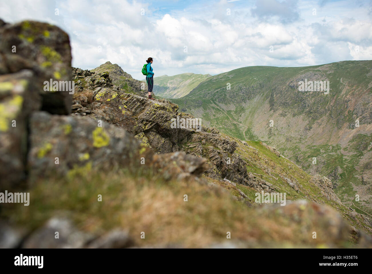 Il sentiero per il vecchio di Coniston nel Parco Nazionale del Distretto dei Laghi, Cumbria, England, Regno Unito Foto Stock
