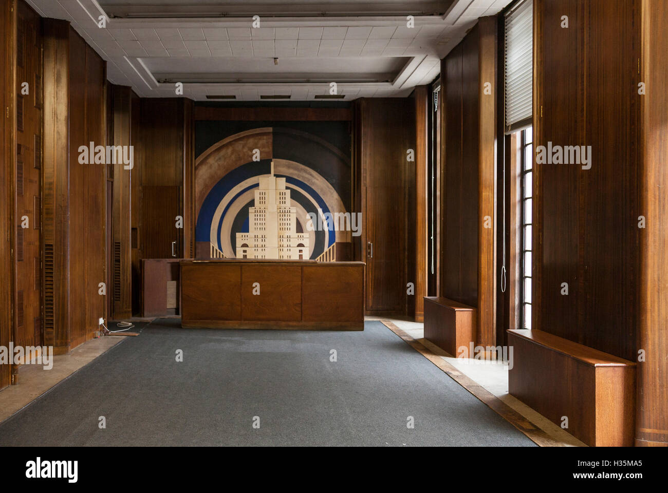 Vista interna di Hornsey Town Hall, Crouch End, Inghilterra, da Reginald Harold Uren. Foto Stock