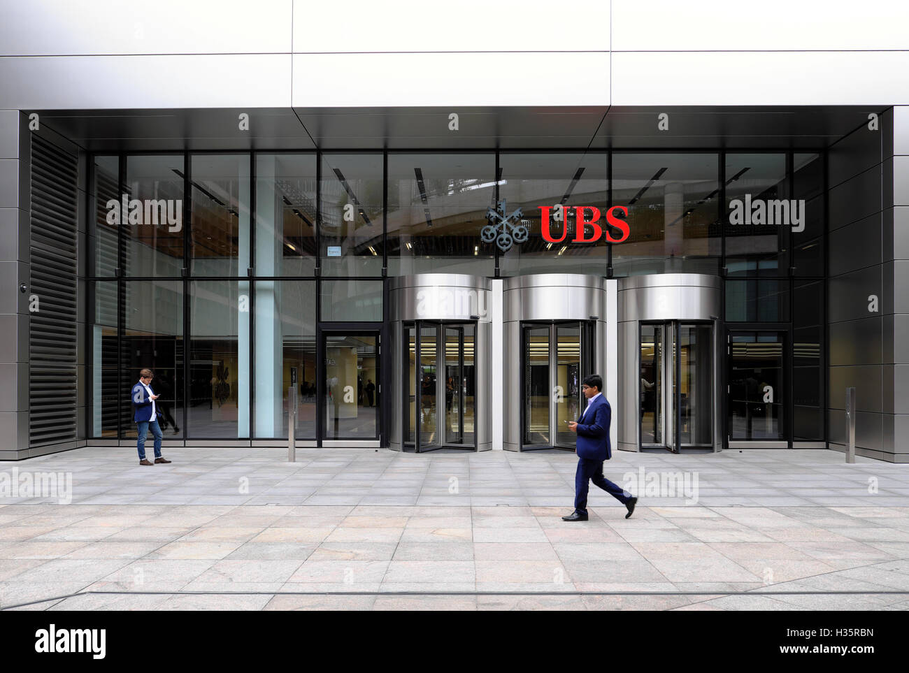 Ubs bank london immagini e fotografie stock ad alta risoluzione - Alamy