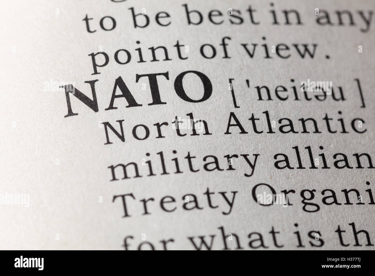 Fake Dizionario, definizione del dizionario della parola NATO. Foto Stock