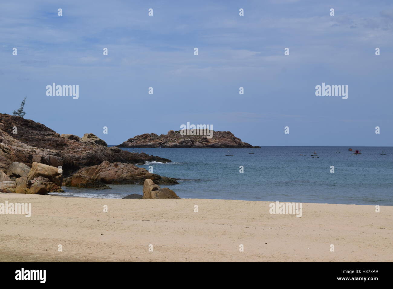 Bai Bau spiaggia tropicale in Quy Nhon, Vietnam Foto Stock