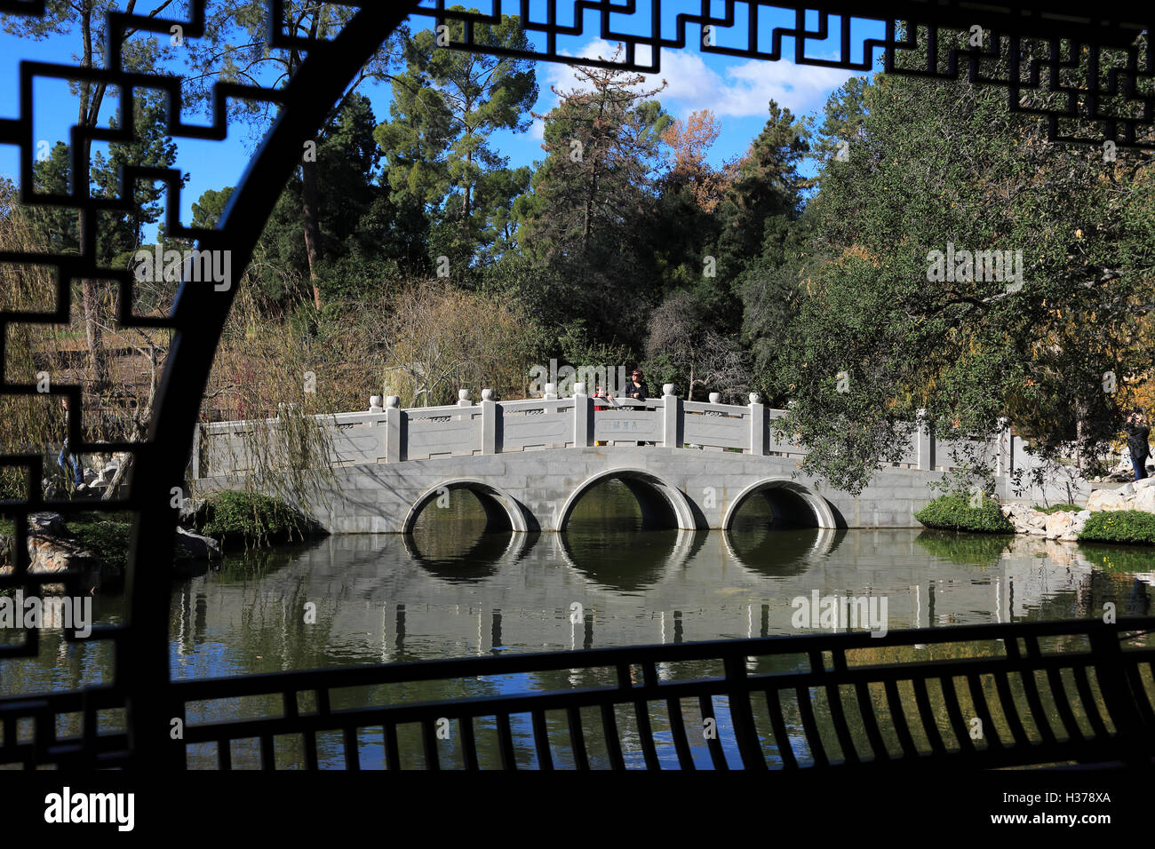 Jade Ponte a nastro nel giardino della fragranza che scorre a Huntington Library.San Marino.California.USA Foto Stock