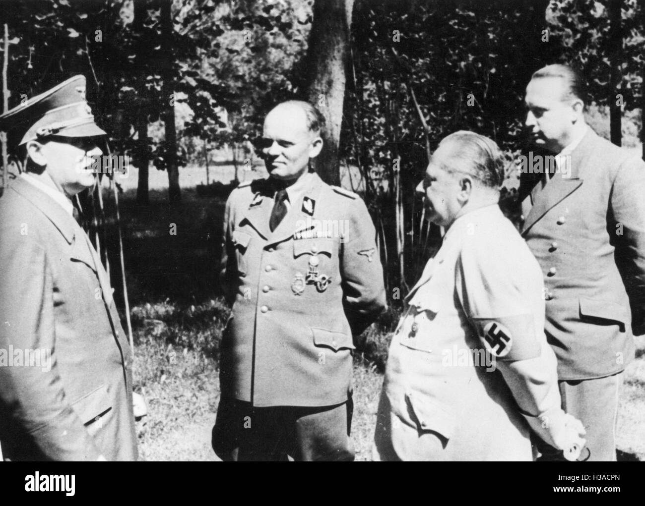 Adolf Hitler, Bauer, Heinrich Hoffmann, Walter Hewel, 1944 Foto Stock