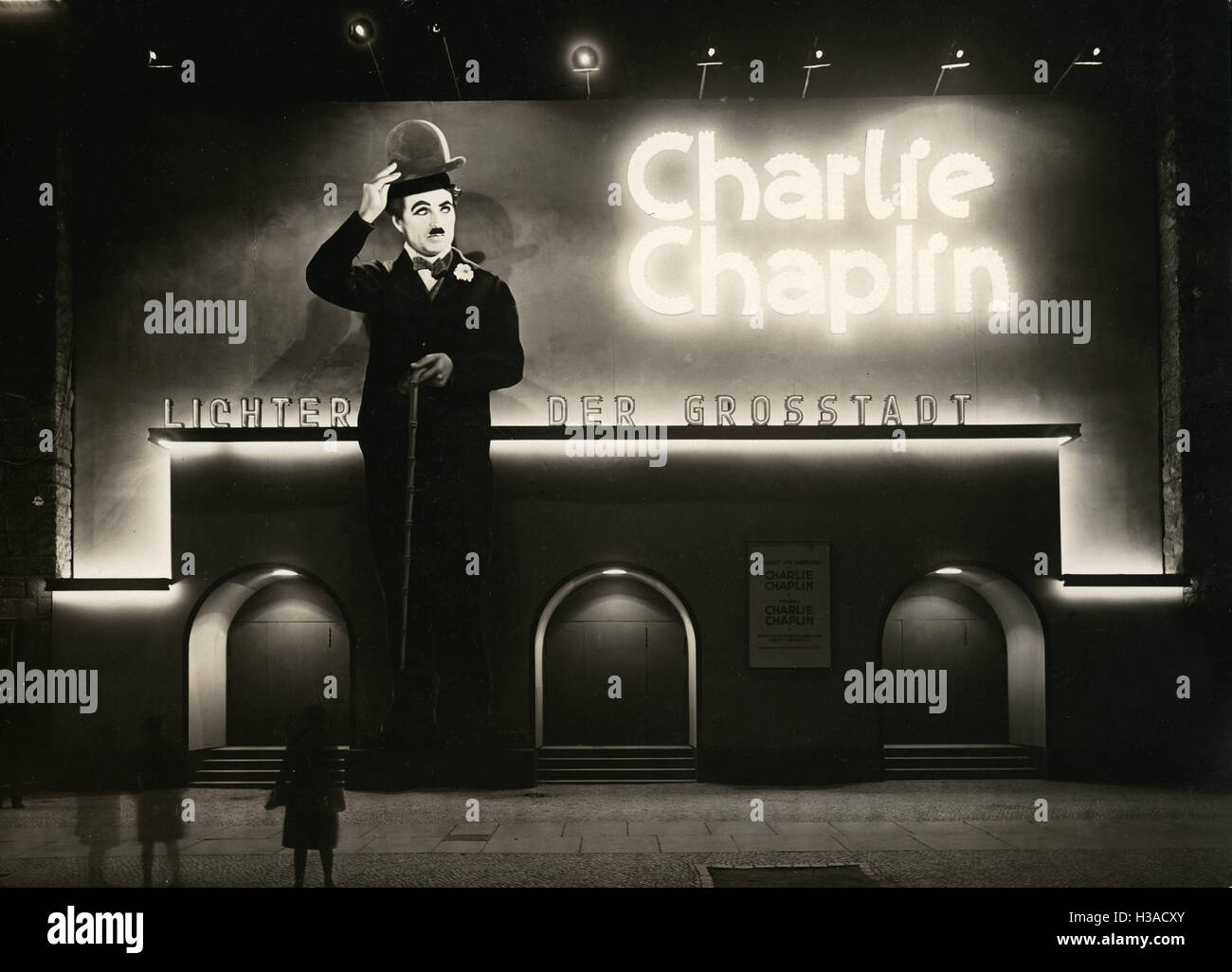 Pubblicità al cinema con Charlie Chaplin, 1931 Foto Stock