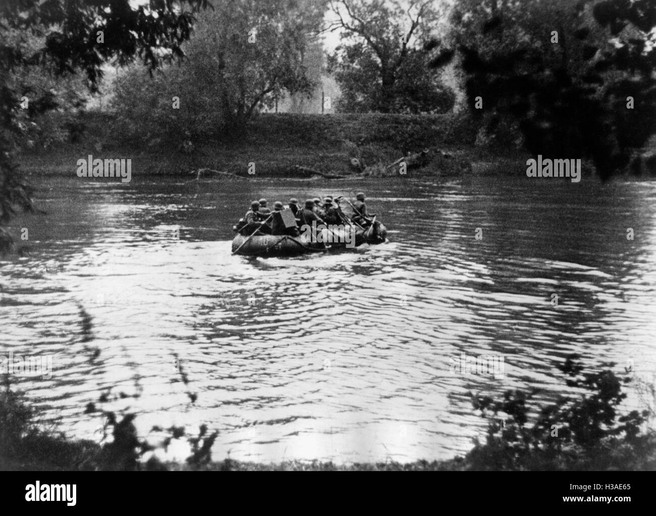 Il tedesco di fanti attraversano il bug, 1941 Foto Stock