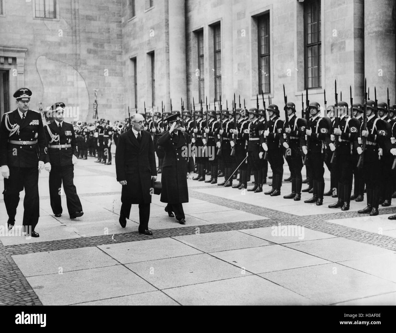 Pal Teleki e Istvan Csaky a Berlino, 1939 Foto Stock