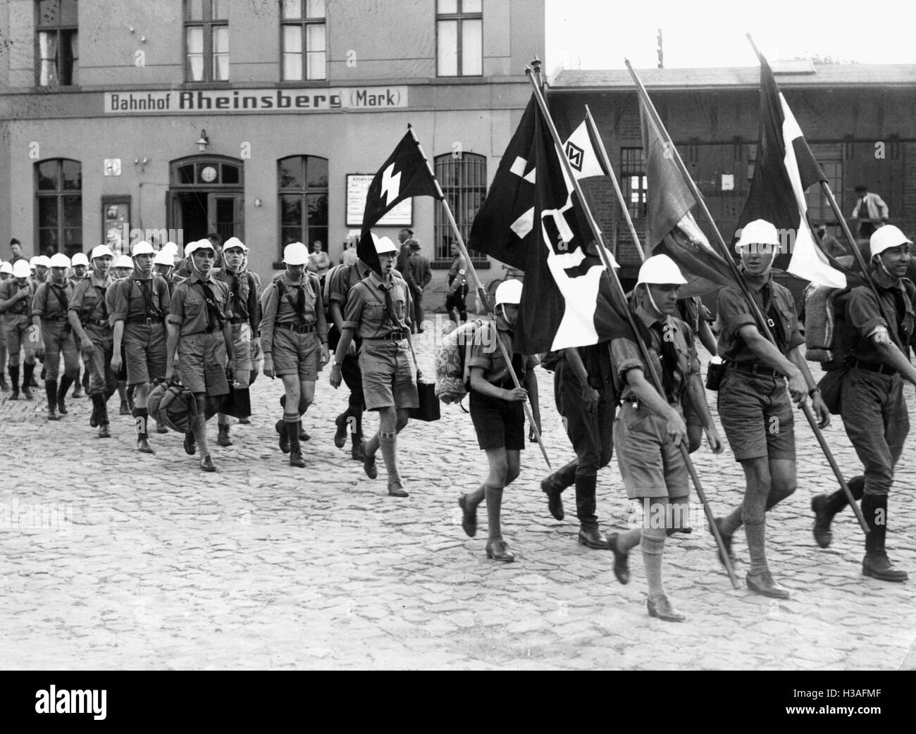 Il tedesco gli espatriati in gioventù hitleriana camp in Rheinsberg, 1935 Foto Stock