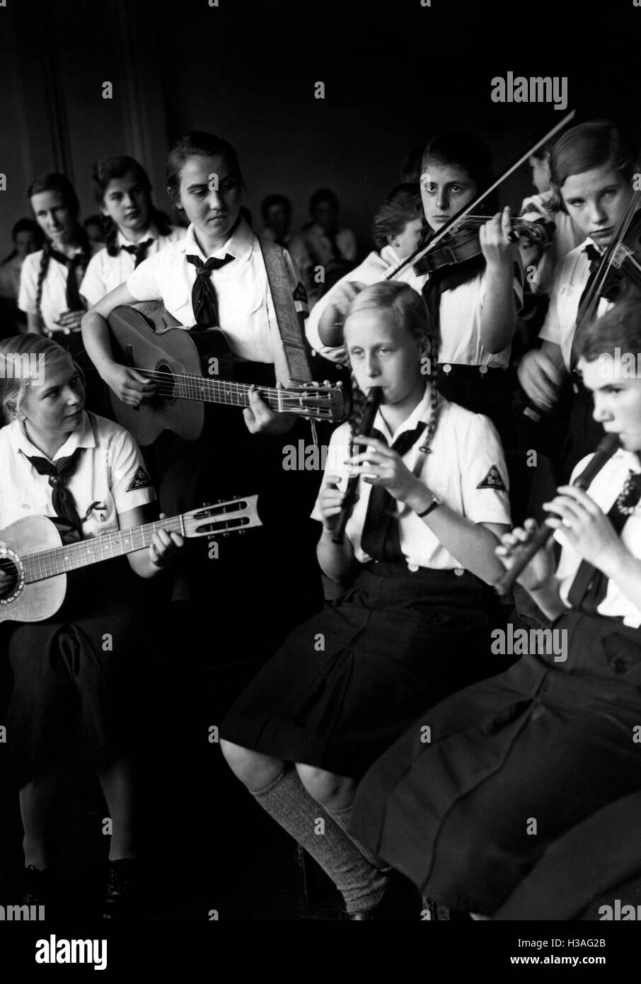 Le lezioni di musica del BDM, Berlin 1938 Foto Stock