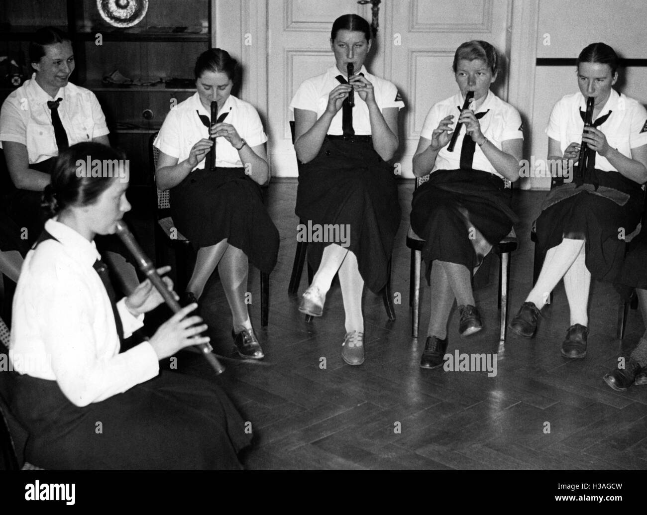 Lezioni di registratore nel Reich Scuola di Leadership a Potsdam, 1936 Foto Stock