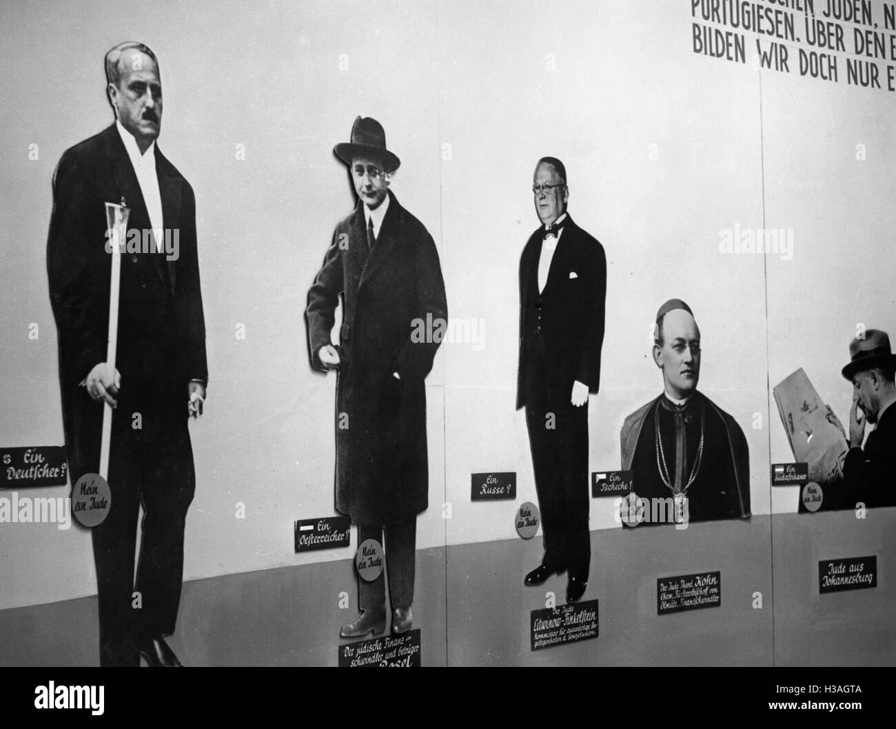 "Una parete presso la mostra ''l'Ebreo Eterna", 1938" Foto Stock