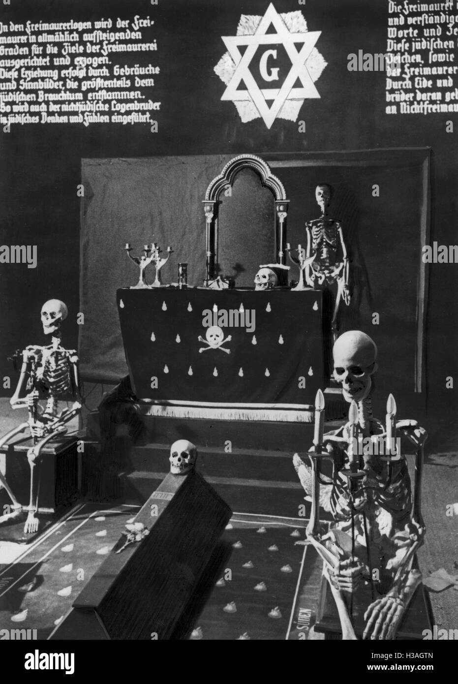 'Masonic lodge presso la mostra ''l'Ebreo Eterna", 1937' Foto Stock