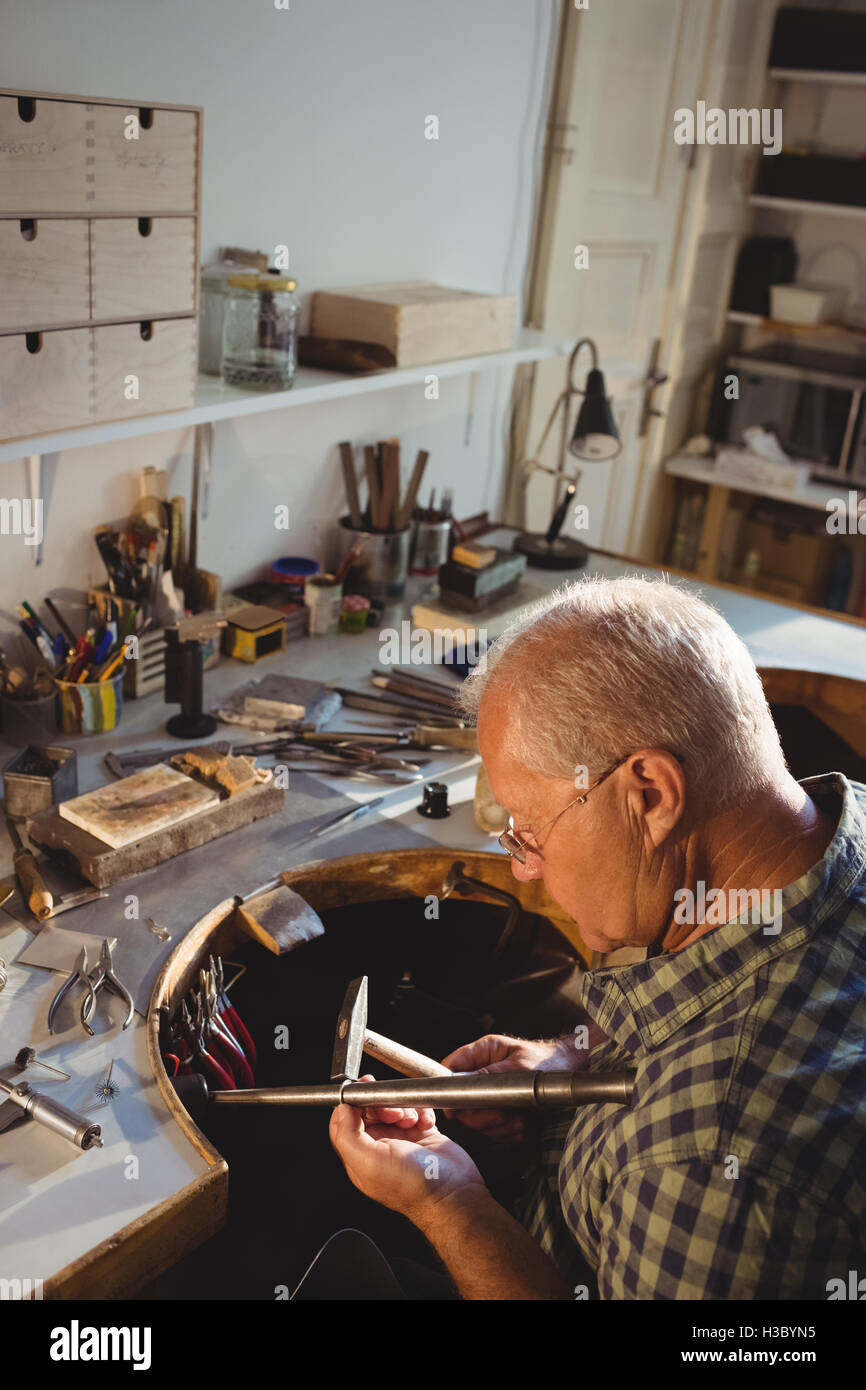 Orafo di preparare lo strumento di lavoro Foto Stock
