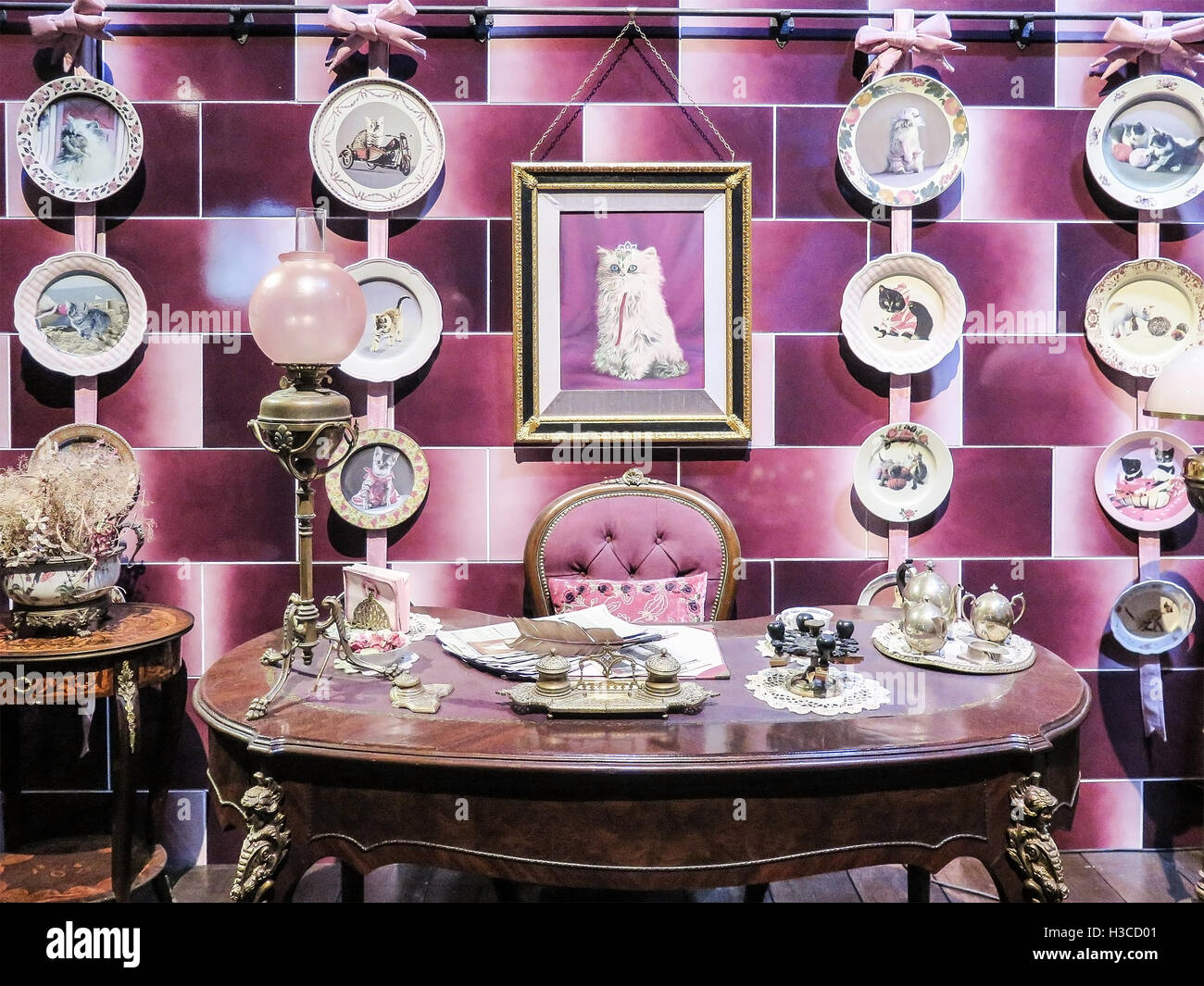 Dolores Umbridge Dell Ufficio Dall Harry Potter Set Cinematografico In London Studio Foto Stock Alamy