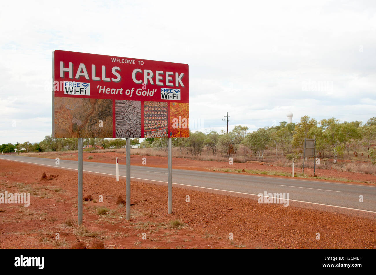 Halls Creek segno di benvenuto - Australia Foto Stock