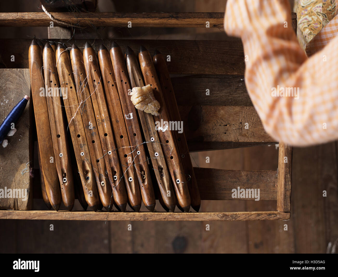 Gli strumenti utilizzati per la tessitura in Lago Inle, Myanmar (Birmania) Foto Stock
