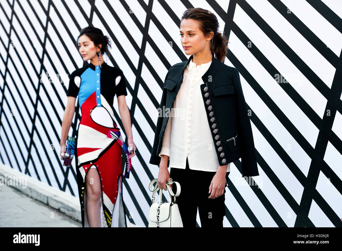Alicia Vikander al di fuori di Louis Vuitton show, 5 ottobre 2016 Settimana della moda di Parigi pronto a indossare la Primavera/Estate 2017 Place Vendôme - Parigi 1er - Francia Foto Stock