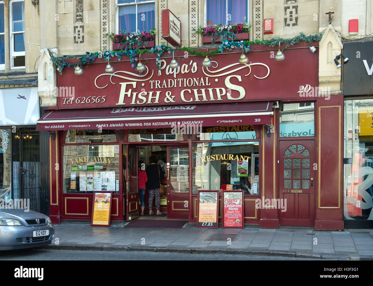 Papa's il tradizionale pesce e patatine ristorante, Weston-Super-Mare, Somerset. Foto Stock