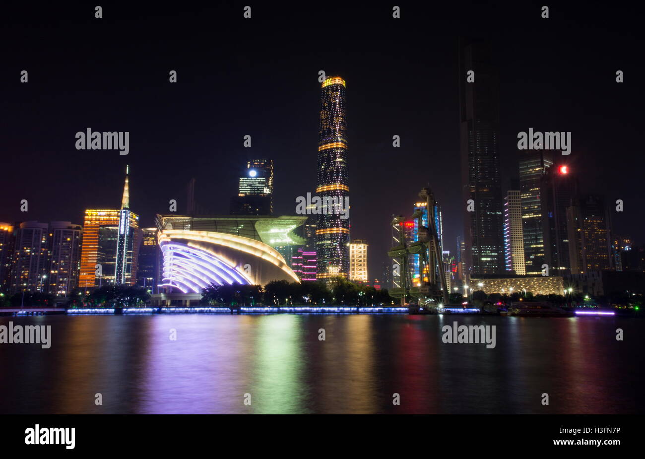 Città di Guangzhou paesaggio urbano moderno vista, nella provincia di Guangdong, Cina Foto Stock