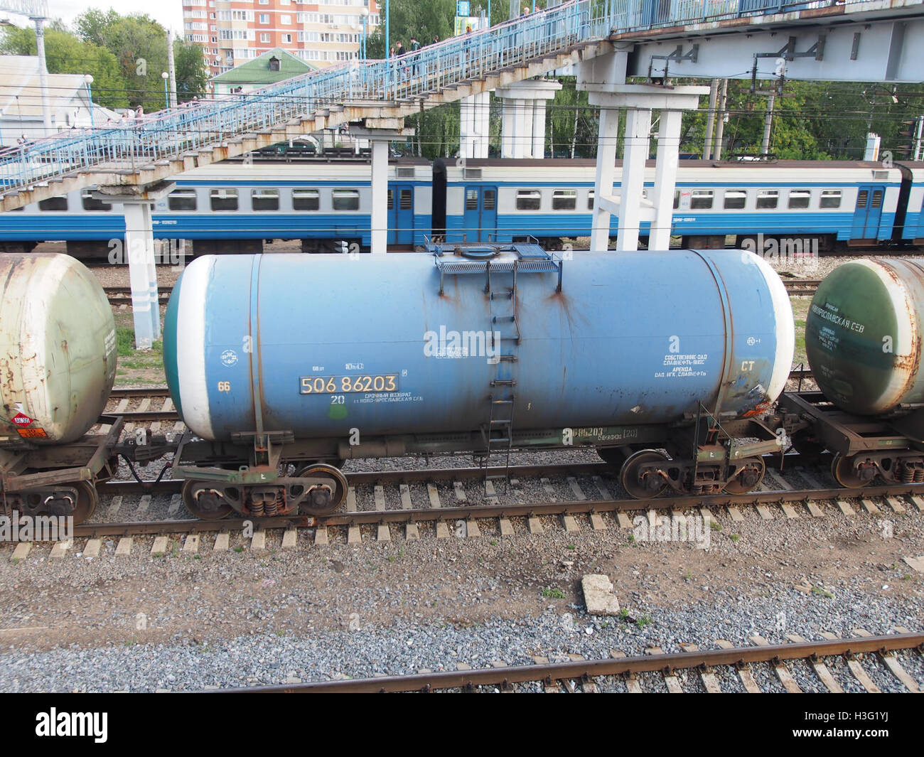 Un'immagine di un carro d'epoca, che simboleggia i metodi di trasporto dei periodi precedenti, che mette in risalto l'artigianato dettagliato e il design funzionale tipico della sua epoca. Foto Stock