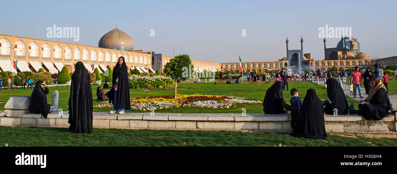 Iran, Isfahan, Imam Square, la Moschea Jameh o Moschea del Venerdì e lo Sceicco Lotfollah moschea, patrimonio mondiale UNESCO Foto Stock