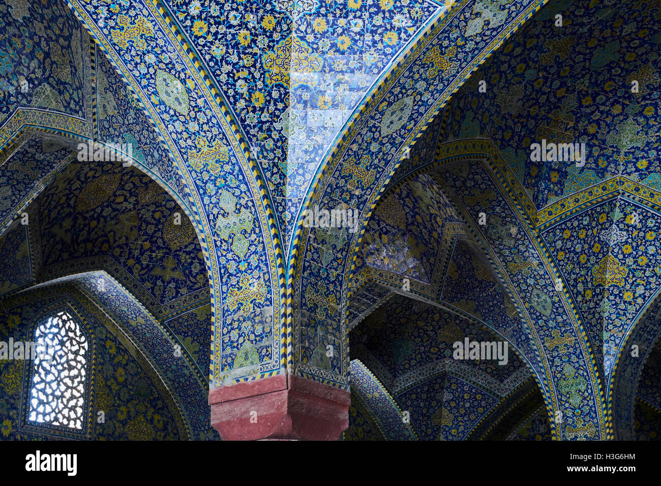 Iran, Isfahan, Imam Square, la Moschea Jameh o Moschea del Venerdì, patrimonio mondiale UNESCO Foto Stock