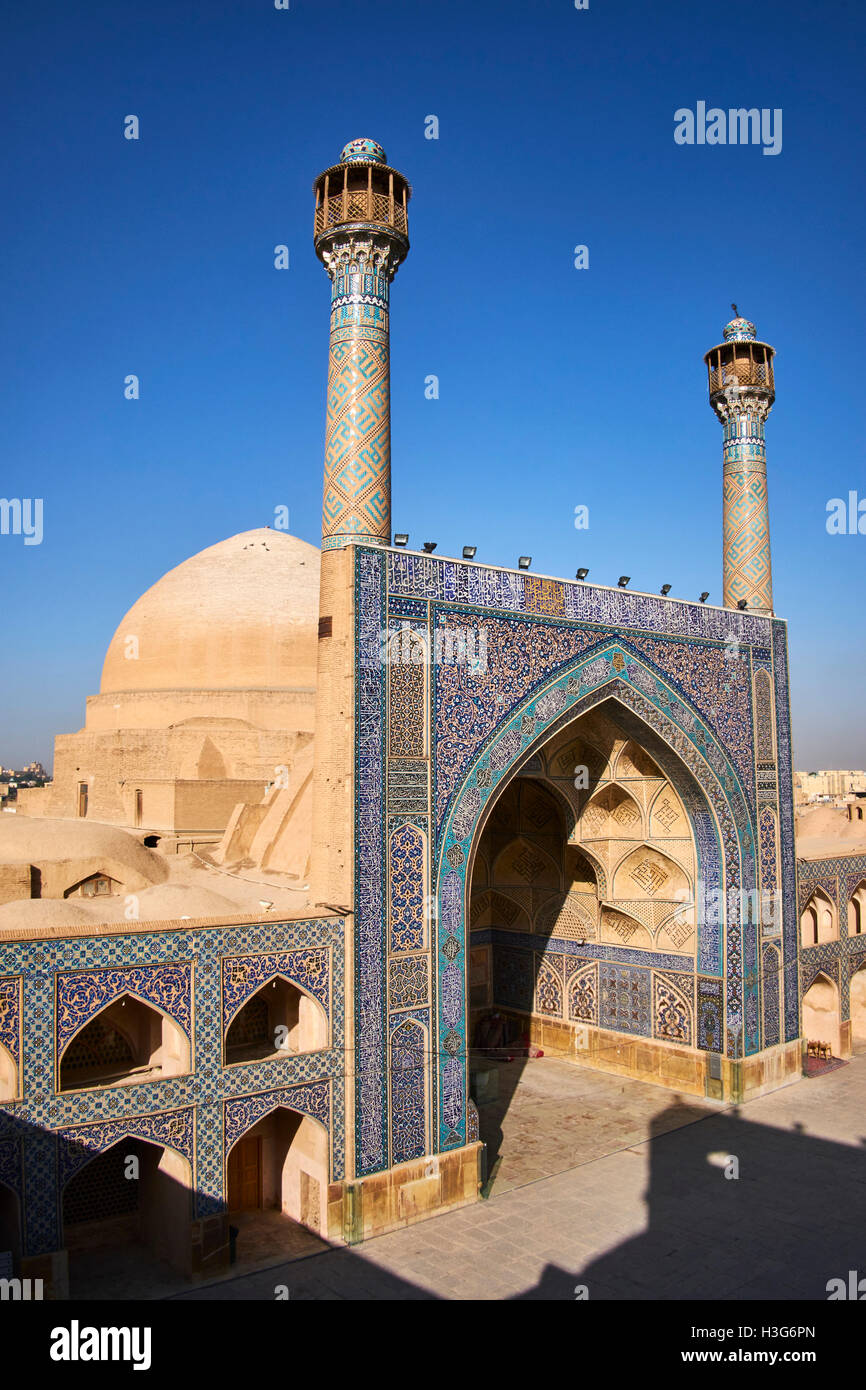 Iran, Isfahan, Moschea del Venerdì, patrimonio mondiale UNESCO Foto Stock