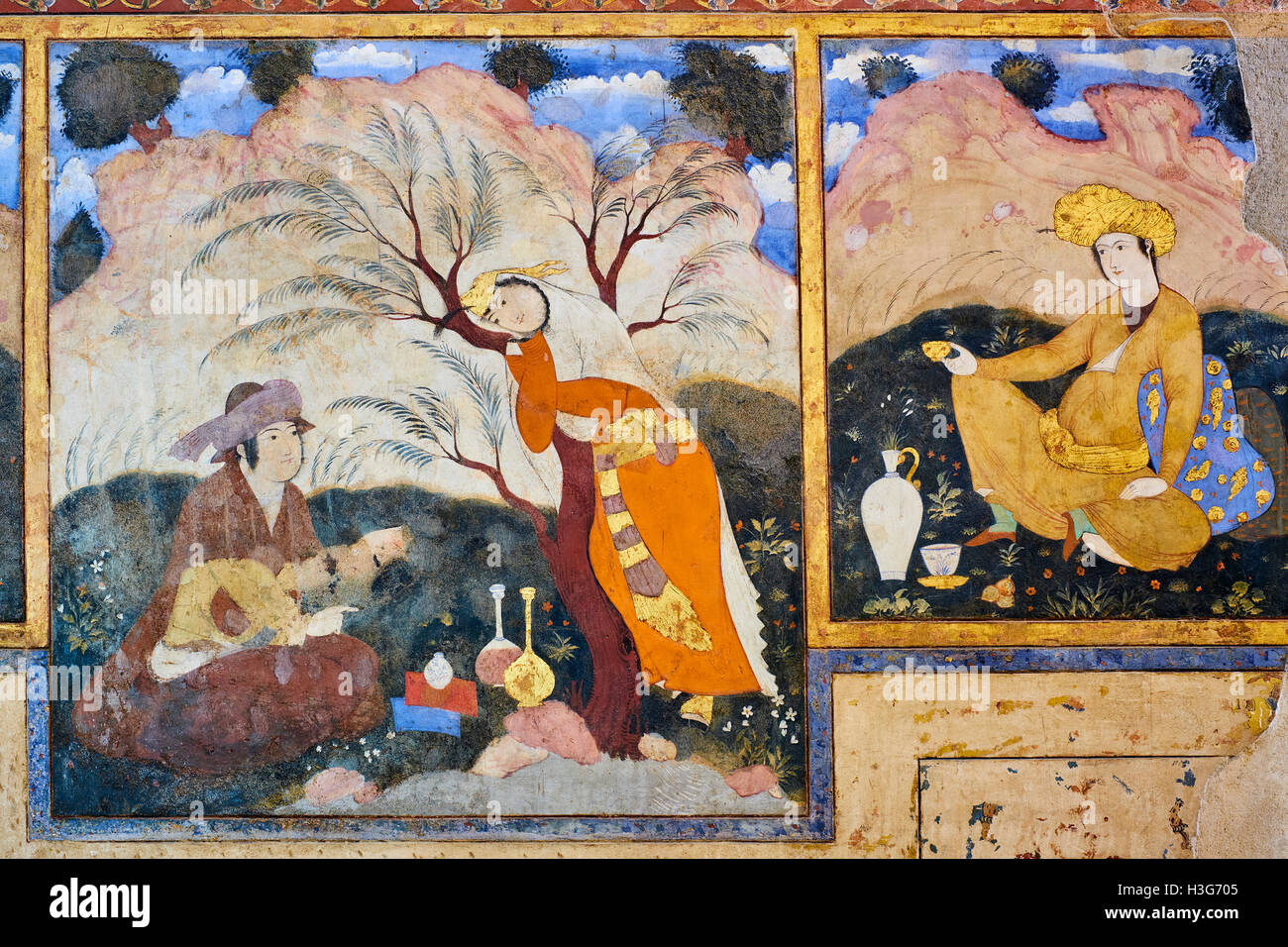 Iran, Isfahan, Chehel Sotun palace, la grande sala o trono pittura hall Foto Stock