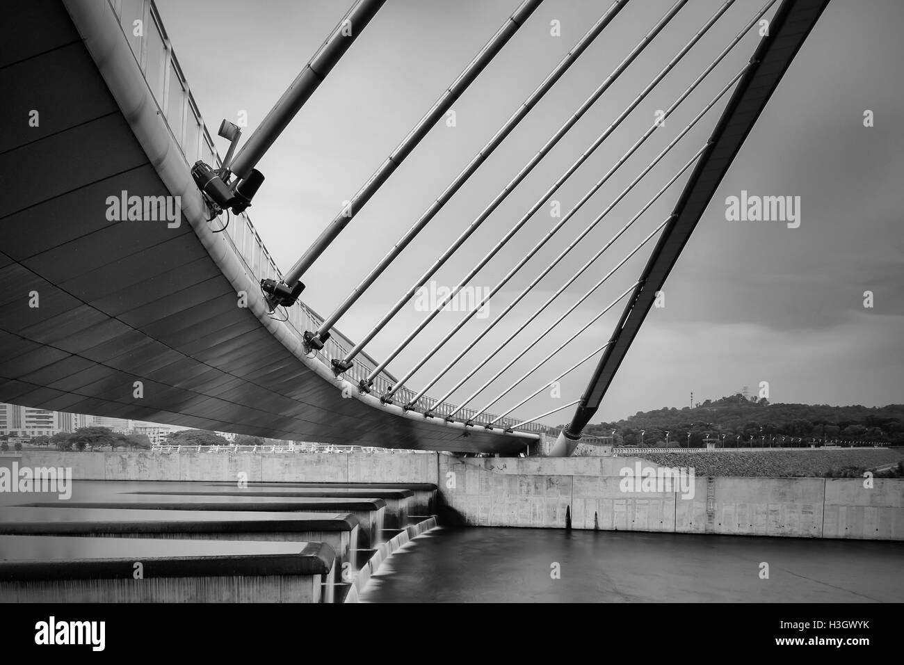 Una lunga esposizione immagine di Putrajaya dam Foto Stock