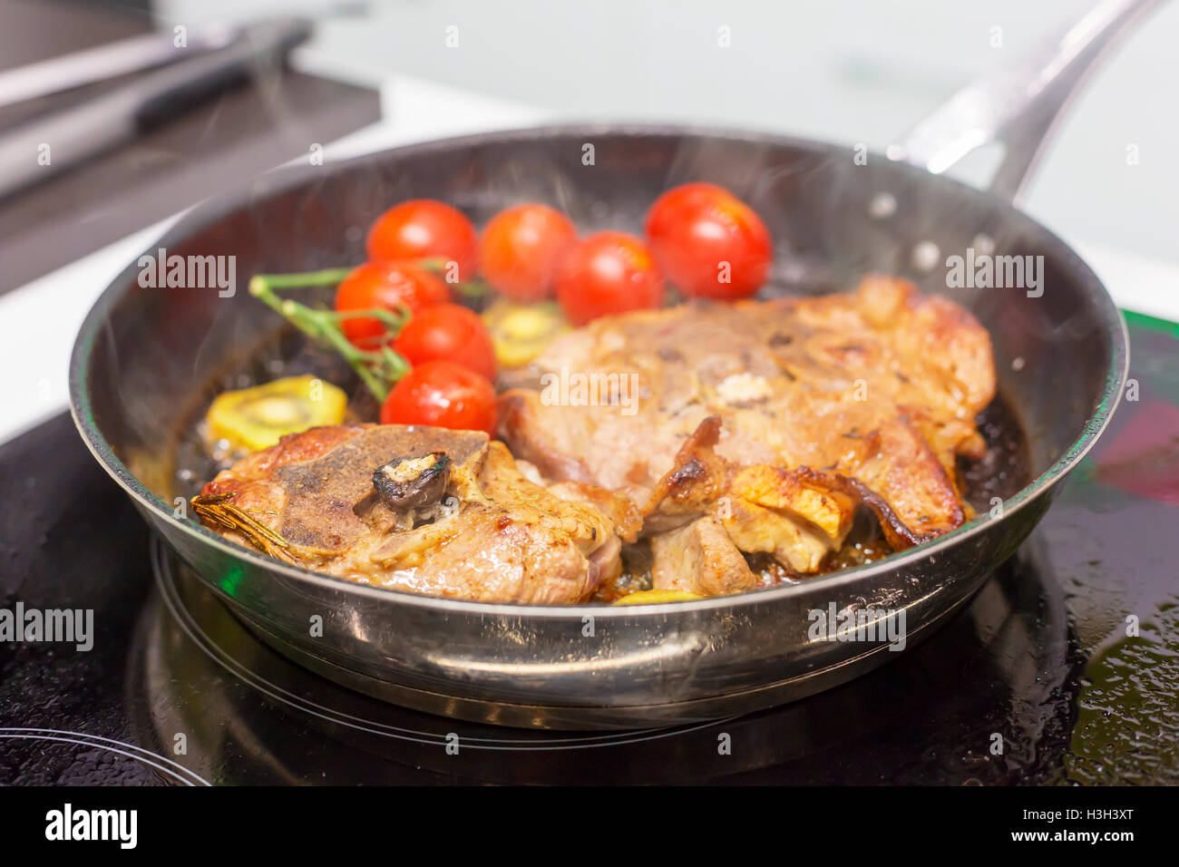 Di carne con verdure Foto Stock