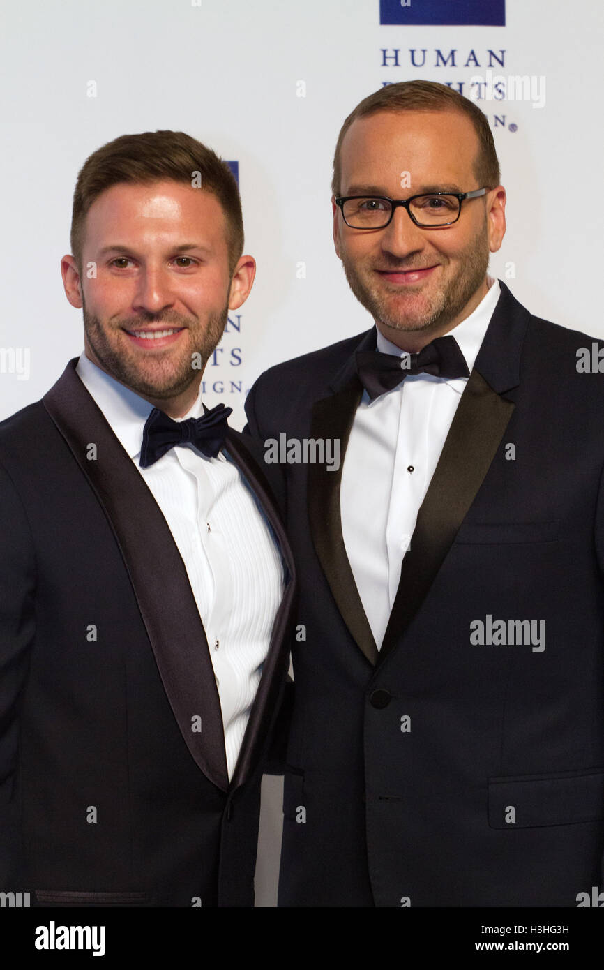 Chad Griffin presidente HRC & Charles Joughin sul rosso capet al 2016 Diritti umani nazionali della campagna cena a settembre, 10, 2016 a Washington D.C.. Foto Stock