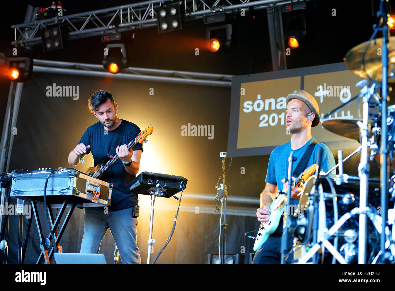 Barcellona - Jun 13: Bonobo (musicisti, produttori e DJ) performance al Sonar Festival il 13 giugno 2014 a Barcellona, Spagna. Foto Stock