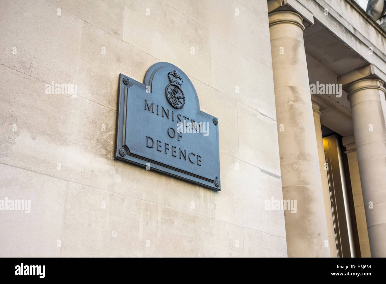Ministero della difesa la costruzione di segno, London, Regno Unito Foto Stock